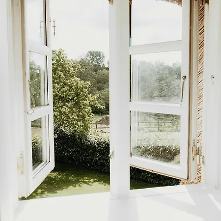 بيت للعطل Charming And Historic Horse Farm From The 1700s